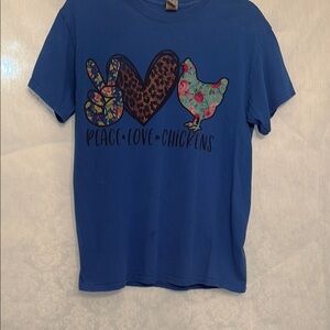 Gildan Blue Graphic Tee with Peace Love Chickens